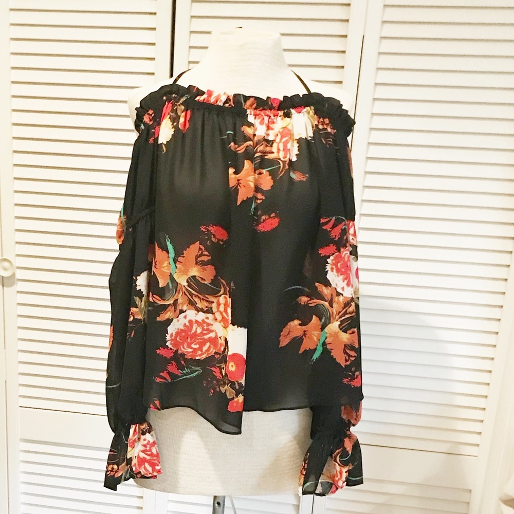 ❤️BEAUTIFUL TOP🧡